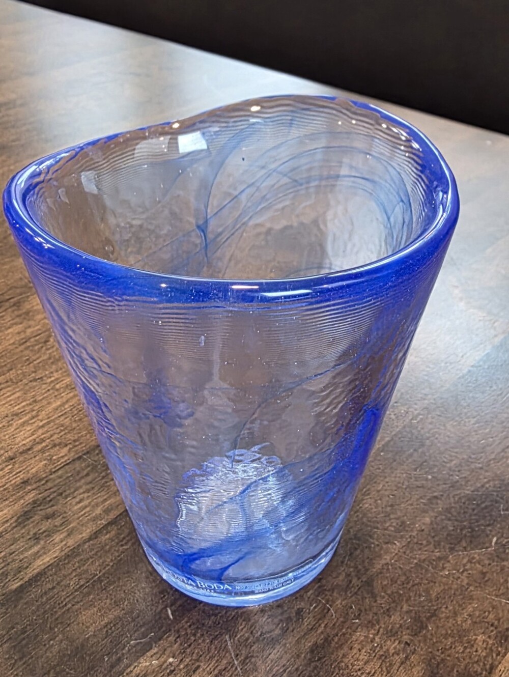 Kosta Boda Ulrica Hydman-Vallien Blue Swirl Mine Drinking Glass - Picture 2 of 8